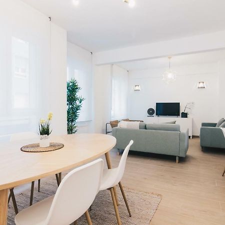 Amalur Apartment By People Rentals บิลเบา ภายนอก รูปภาพ